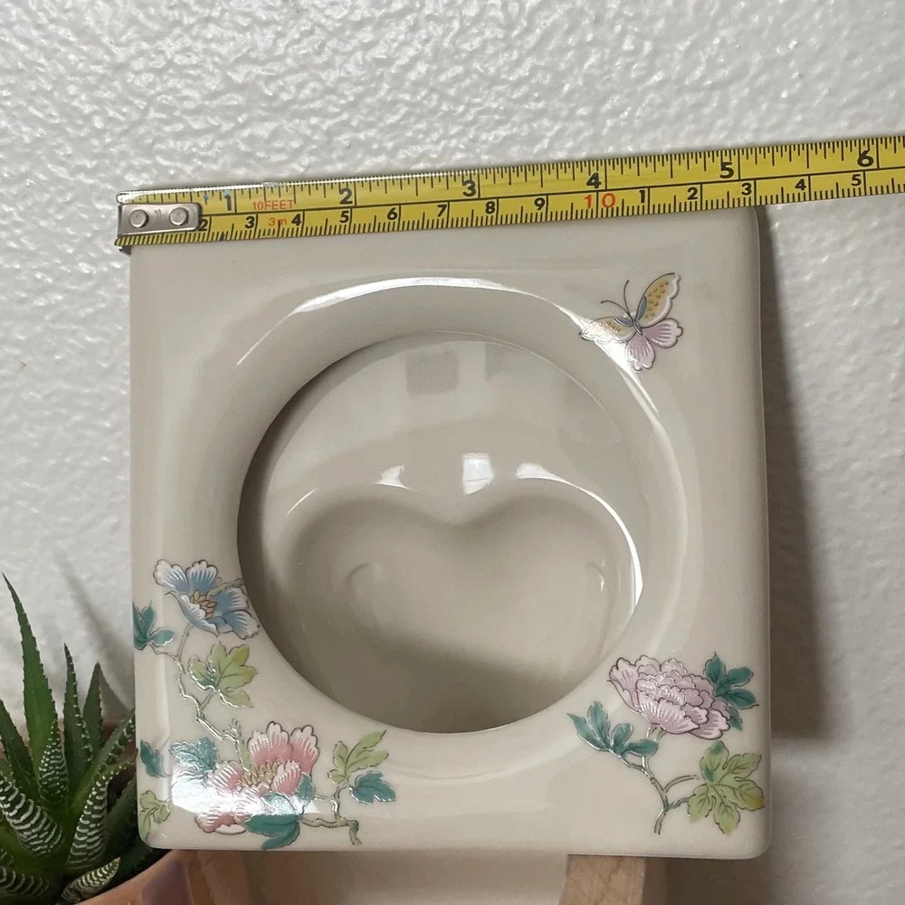Takahashi San Francisco Cho-Cho Ceramic Wall Pocket Vase Butterfly Floral Japan